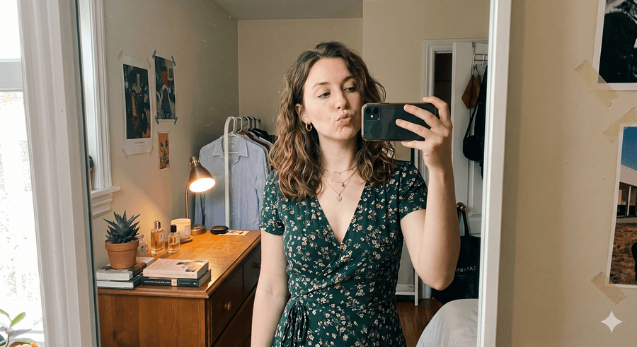 Mirror selfie nudge image